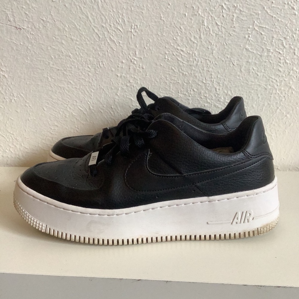 NIKE Air Force 1 - Sage Women's Platform Sneakers (Black Leather, Size 9)